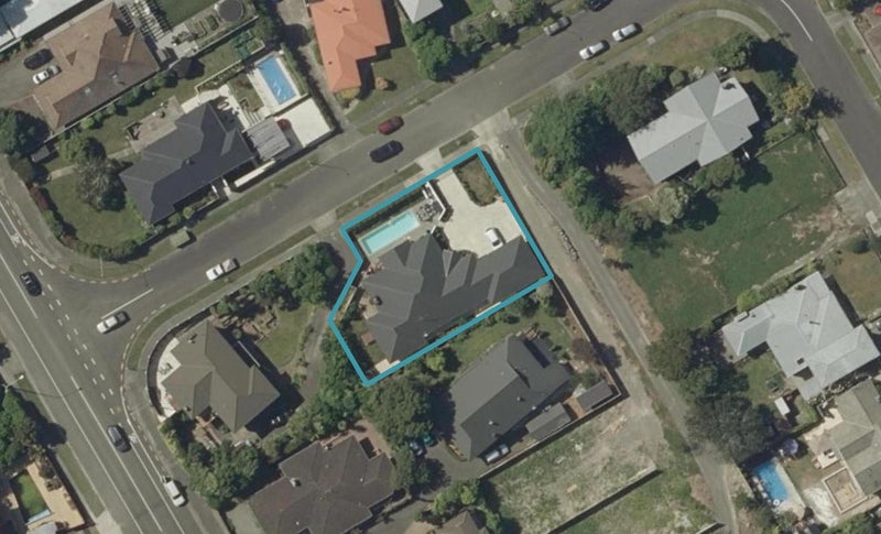 16 Lincoln Terrace, Hokowhitu, Palmerston North - Carousel 1