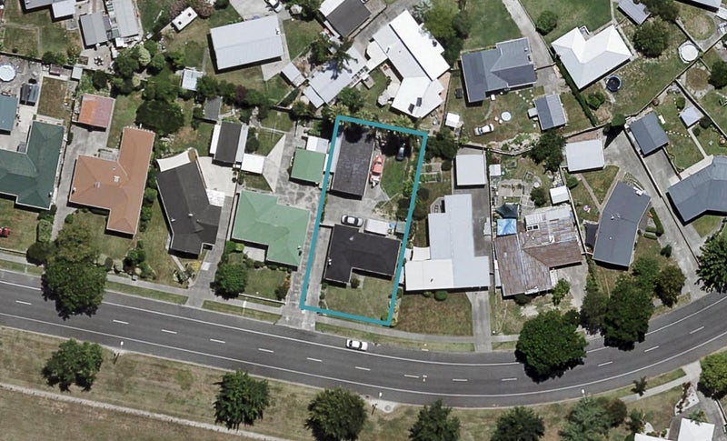 127 Harold Holt Avenue, Pirimai, Napier - Carousel 1