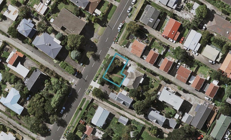 40 Ferndale Road, Mount Wellington, Auckland - Carousel 1