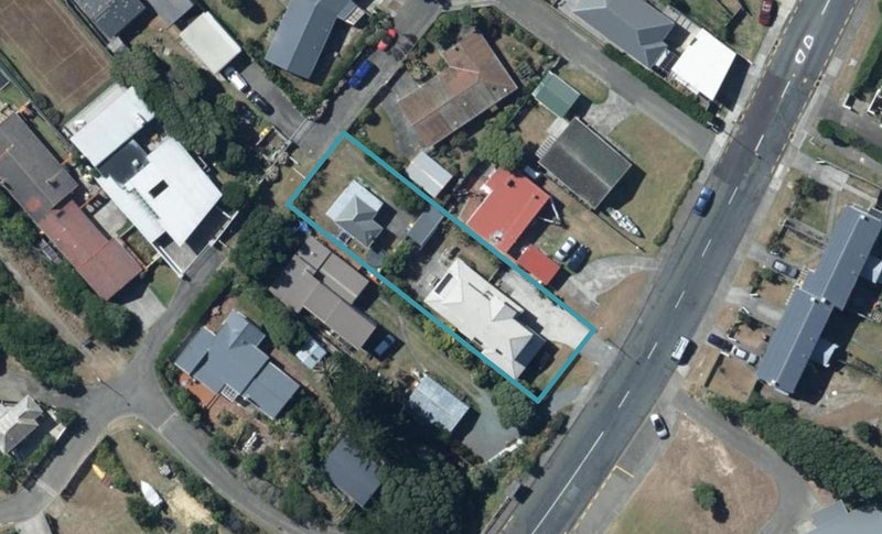 22 Tireti Road, Titahi Bay, Porirua - Carousel 1