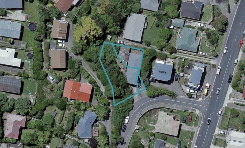 4A Stella Grove, Newlands, Wellington - Carousel 1