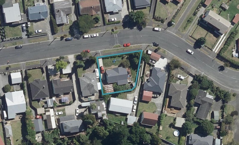 67 Rimu Street, Maeroa, Hamilton - Carousel 1