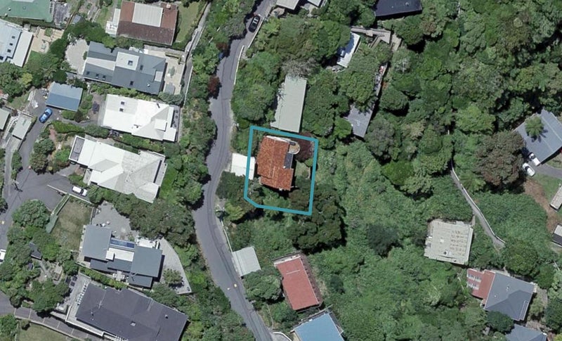 37 Harbour View Road, Northland, Wellington - Carousel 1