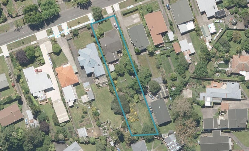 14 Willis Street, Whanganui East, Whanganui - Carousel 1