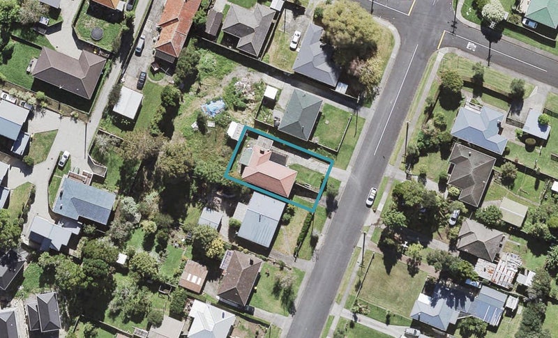 19 Barbary Avenue, Kelston, Auckland - Carousel 1