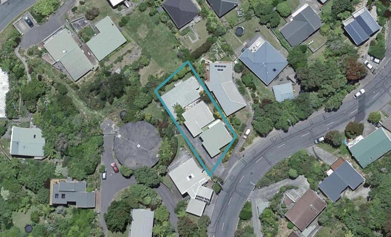 1/144 Mairangi Road, Wilton, Wellington - Carousel 1