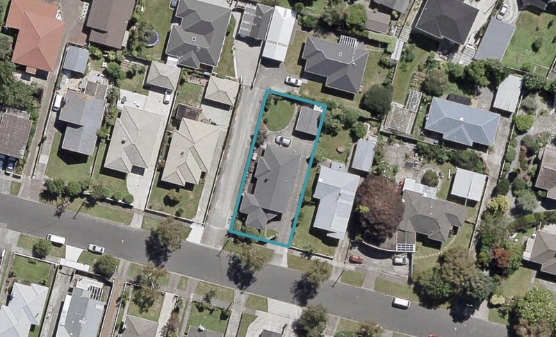 18 Garden Road, Avalon, Lower Hutt - Carousel 1