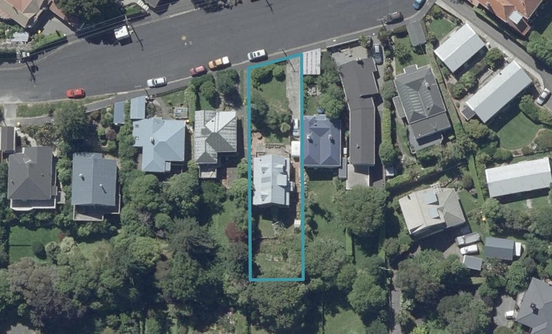 23 Prestwick Street, Maori Hill, Dunedin - Carousel 1