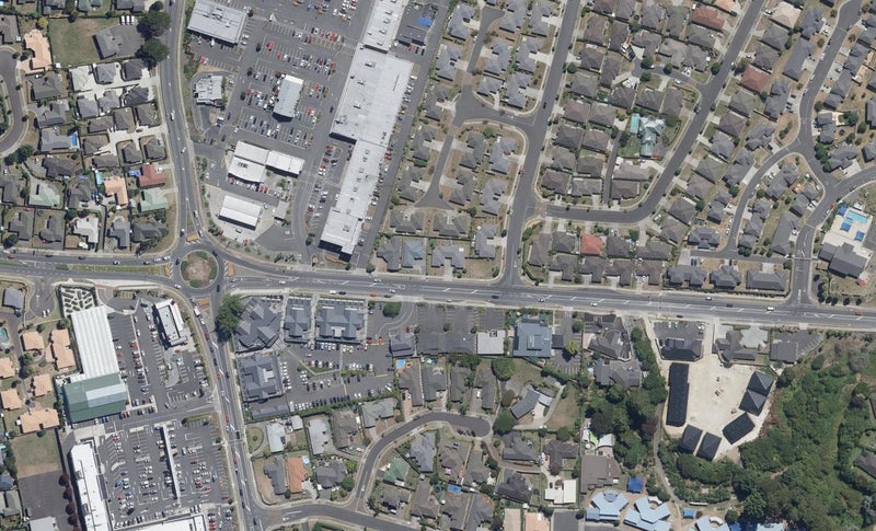 108 Thomas Road, Huntington, Hamilton - Carousel 1