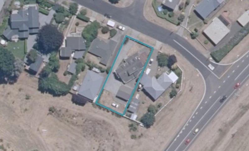 93 Rainbow Drive, Rainbow Point, Taupo - Carousel 1