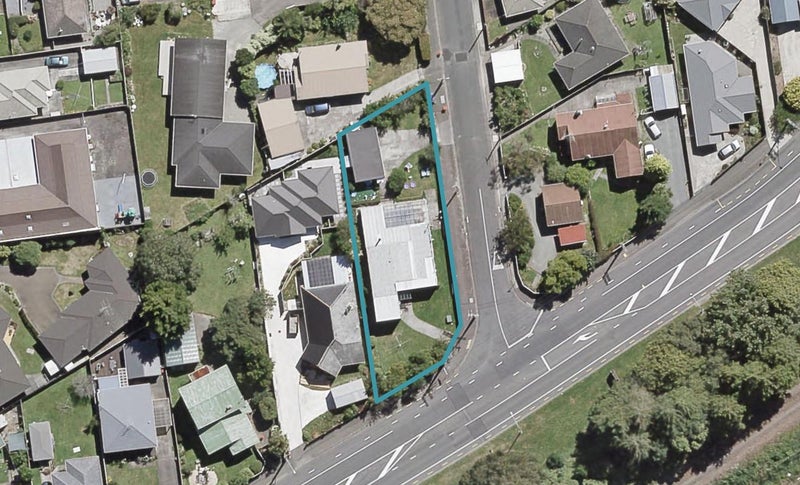 981 Fergusson Drive, Ebdentown, Upper Hutt - Carousel 1
