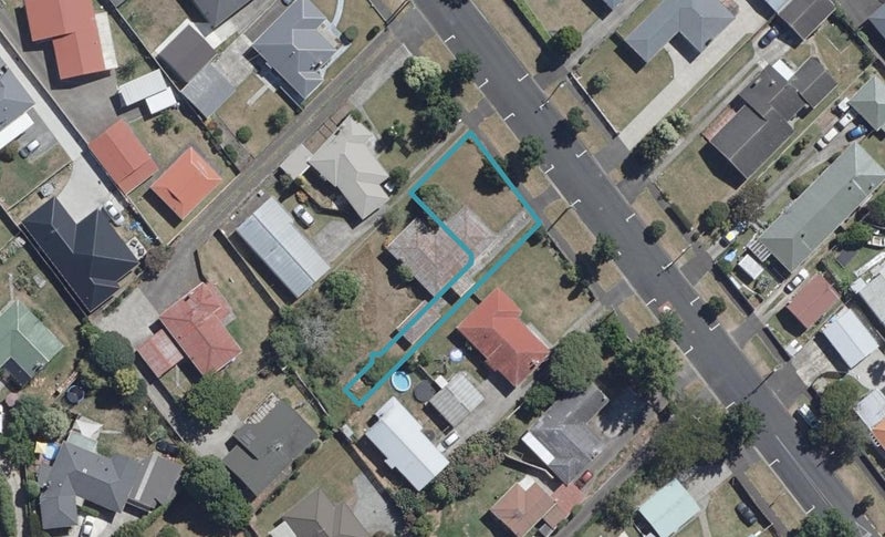1/9 Forsyth Street, St Andrews, Hamilton - Carousel 1
