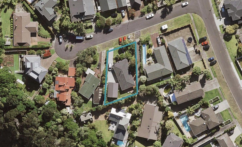 10 Matanui Street, Northcote, Auckland - Carousel 1