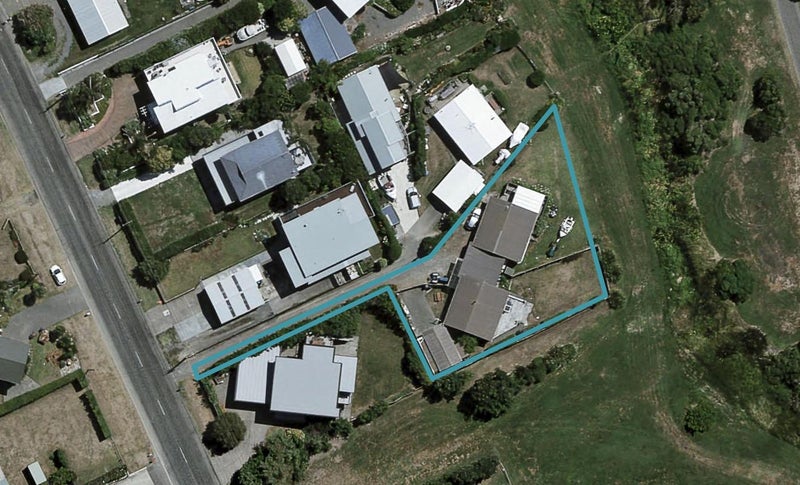 2/98 Harper RD, Waimarama - Carousel 1
