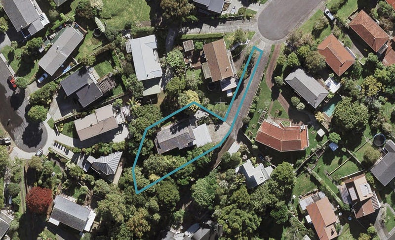 29 Welland Place, Hillcrest, Auckland - Carousel 1