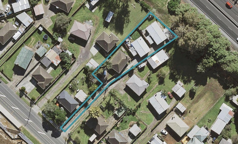 1/85A Tidal Road, Mangere, Auckland - Carousel 1