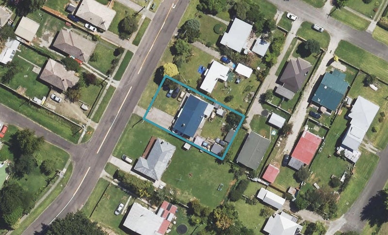 48 Endcliffe Road, Kaiti, Gisborne - Carousel 1