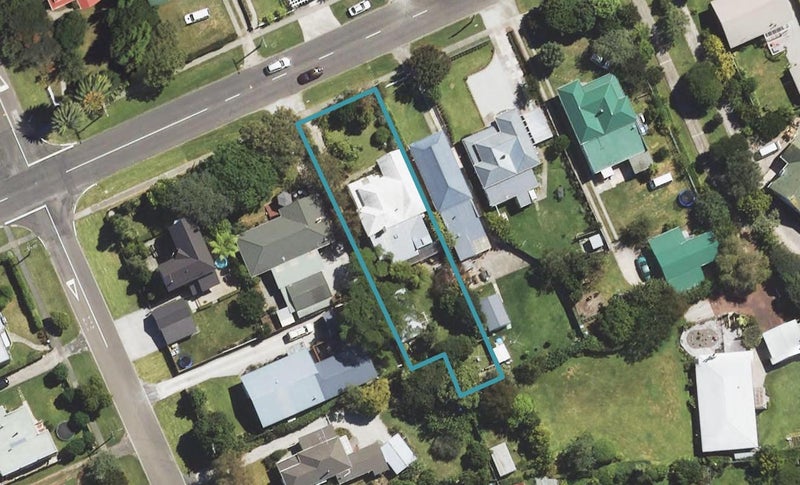 111 Fox Street, Whataupoko, Gisborne - Carousel 1