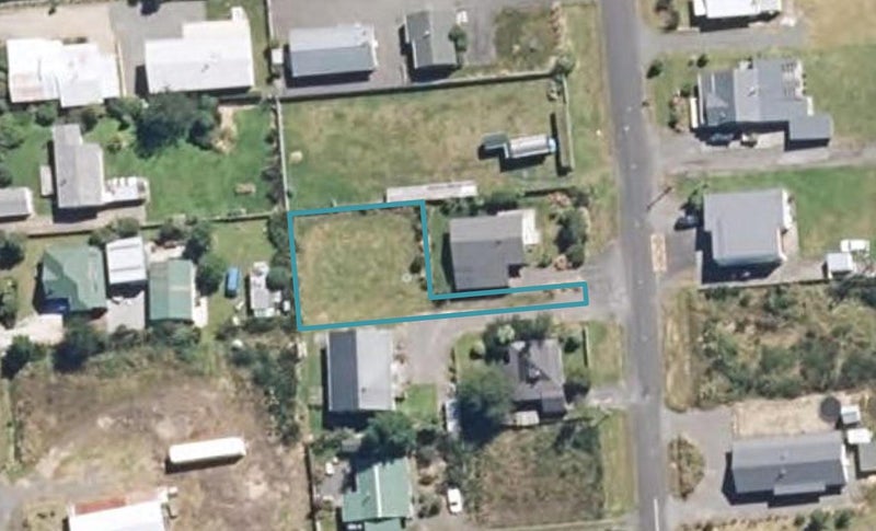 7 Mackenzie Street, WAIMARINO, OWHANGO - Carousel 1