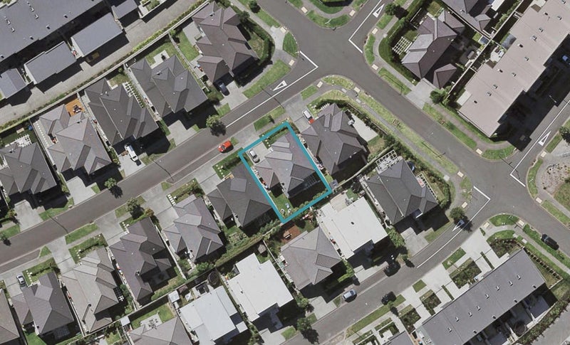 4 Kauriki Terrace, Stonefields, Auckland - Carousel 1