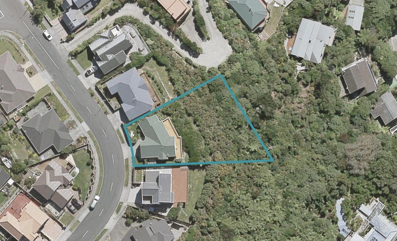 89 Cypress Drive, Maungaraki, Lower Hutt - Carousel 1