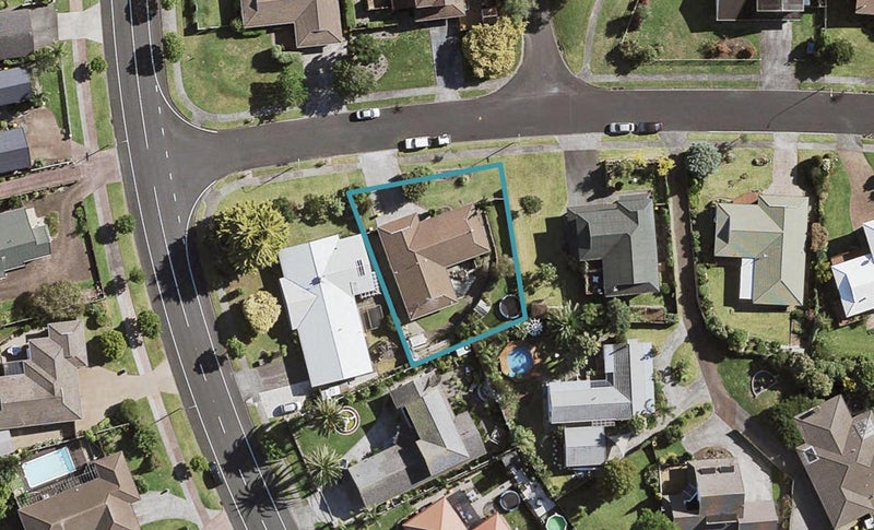 3 Kuripaka Crescent, The Gardens, Auckland - Carousel 1