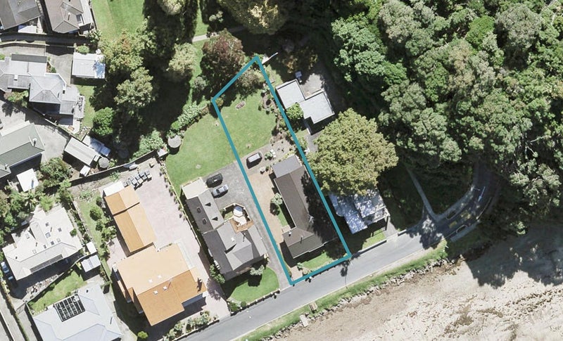 3 Arkles Strand, Arkles Bay, Whangaparaoa - Carousel 1