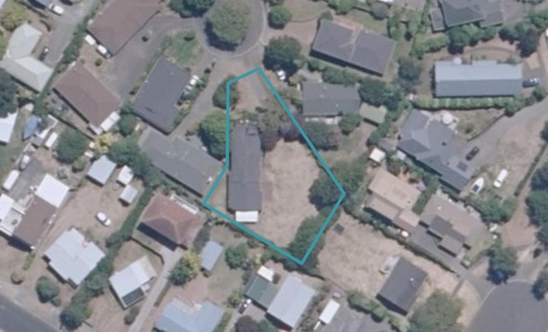 5 Kathleen Place, Rainbow Point, Taupō - Carousel 1