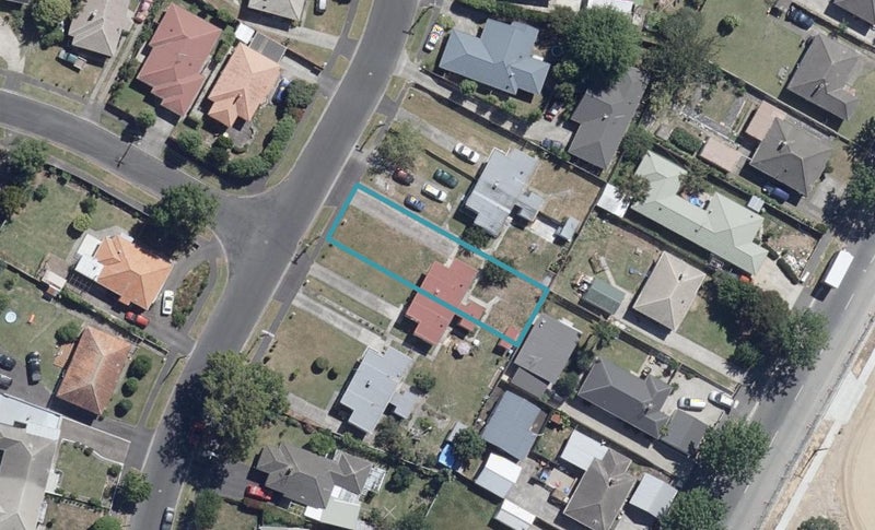 17 Pinfold Avenue, Hamilton East, Hamilton - Carousel 1