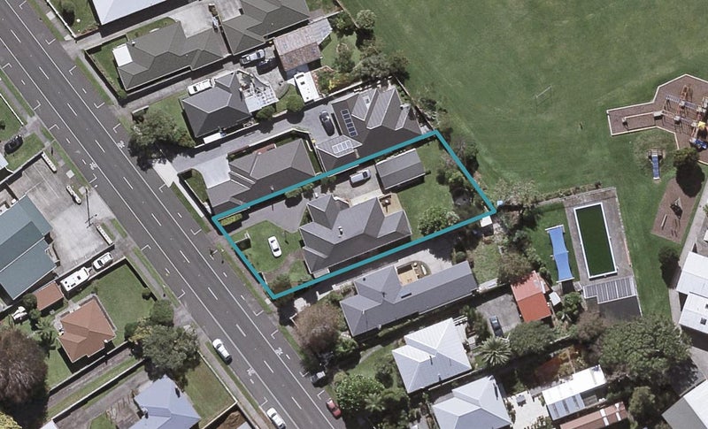 163 Mangorei Road, Merrilands, New Plymouth - Carousel 1