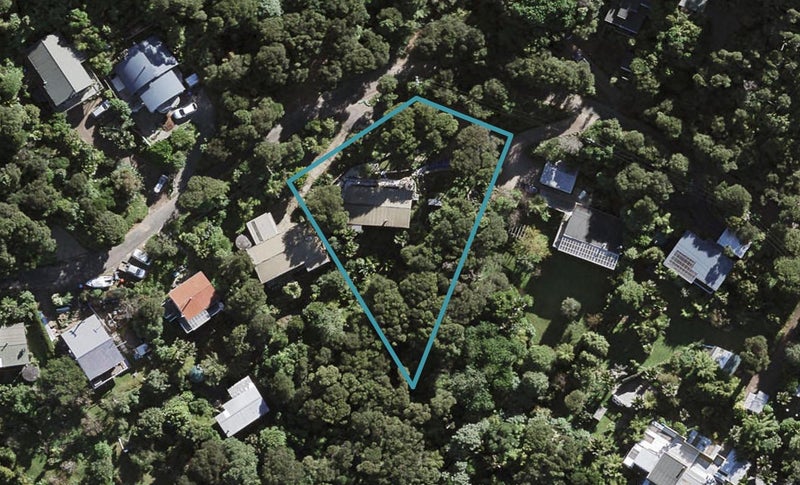 65 Fairview Crescent, Omiha, Waiheke Island - Carousel 1