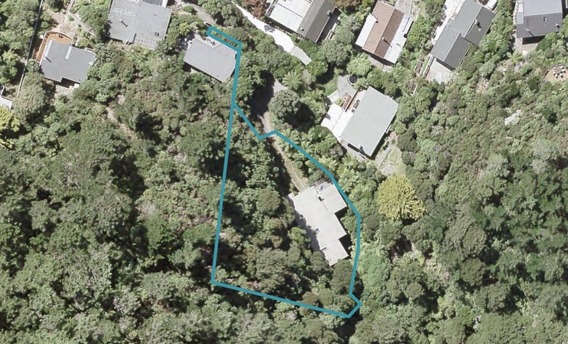 52 Rona Street, Eastbourne, Lower Hutt - Carousel 1