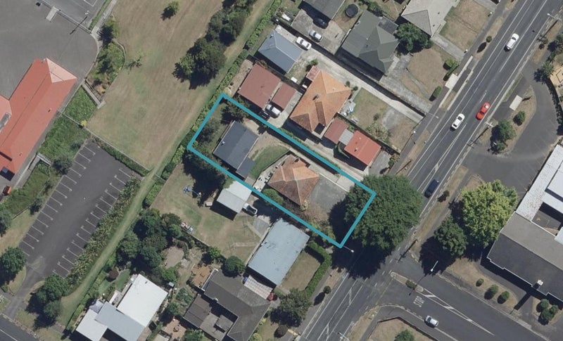 96 Forest Lake Road, Forest Lake, Hamilton - Carousel 1