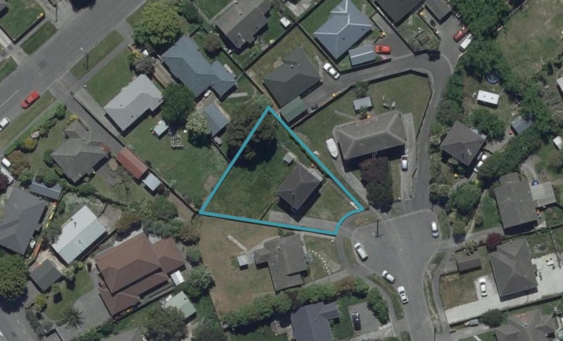 7 Eden Place, Bryndwr, Christchurch - Carousel 1