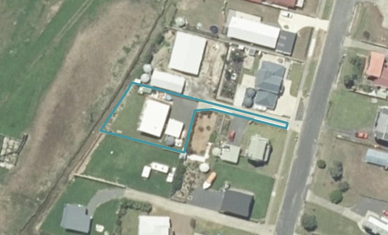 62 Kowhai Avenue, KAIAUA, MIRANDA - Carousel 1