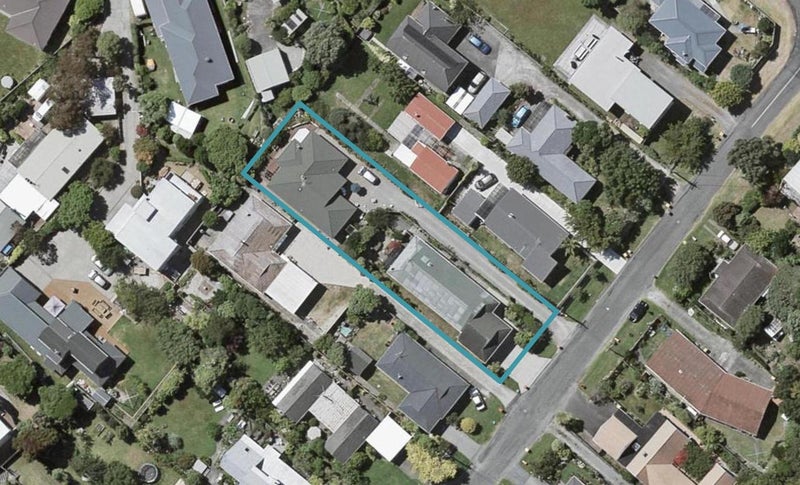 13 Falla Street, Paraparaumu Beach, Paraparaumu - Carousel 1