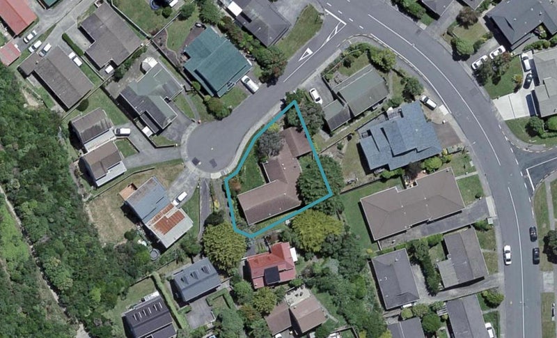 3 Duggan Place, Johnsonville, Wellington - Carousel 1