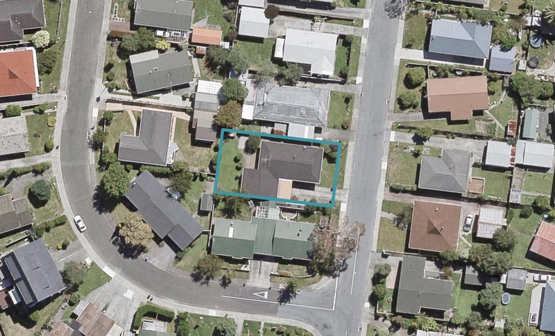 11 Shanly Street, Brown Owl, Upper Hutt - Carousel 1
