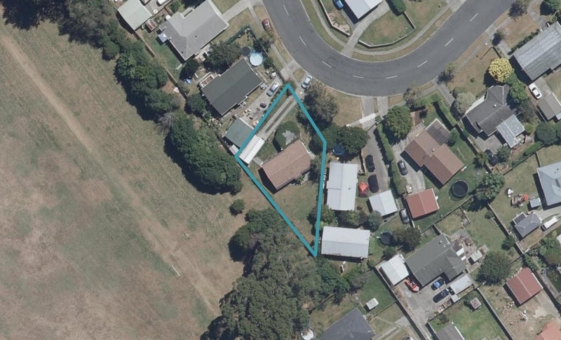 60 Garland Drive, St Andrews, Hamilton - Carousel 1