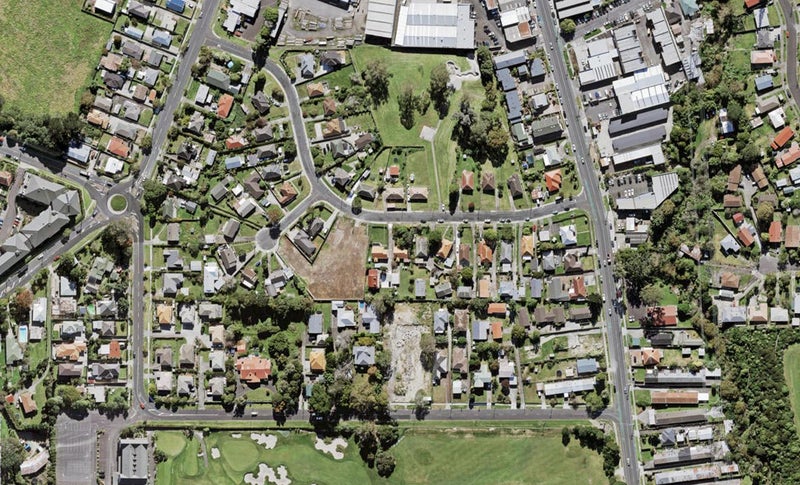 2/31 Hill Crescent, New Lynn, Auckland - Carousel 1