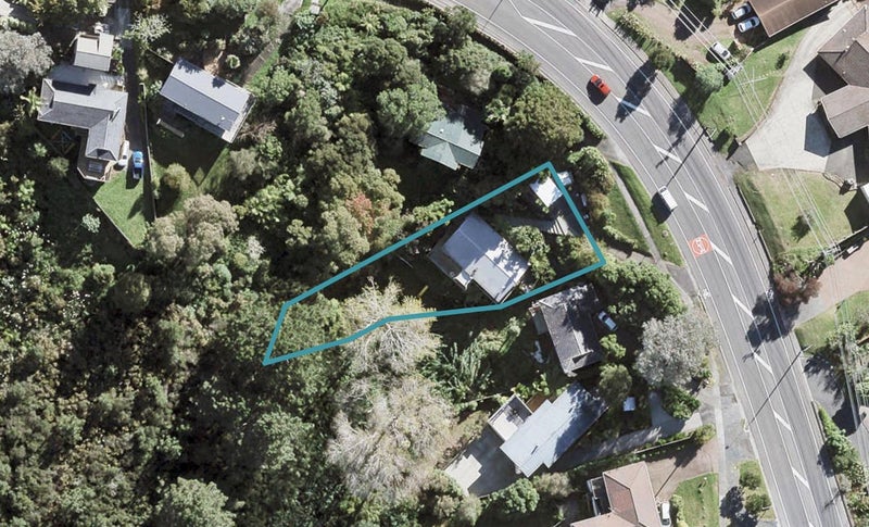 1042 East Coast Road, Fairview Heights, Auckland - Carousel 1