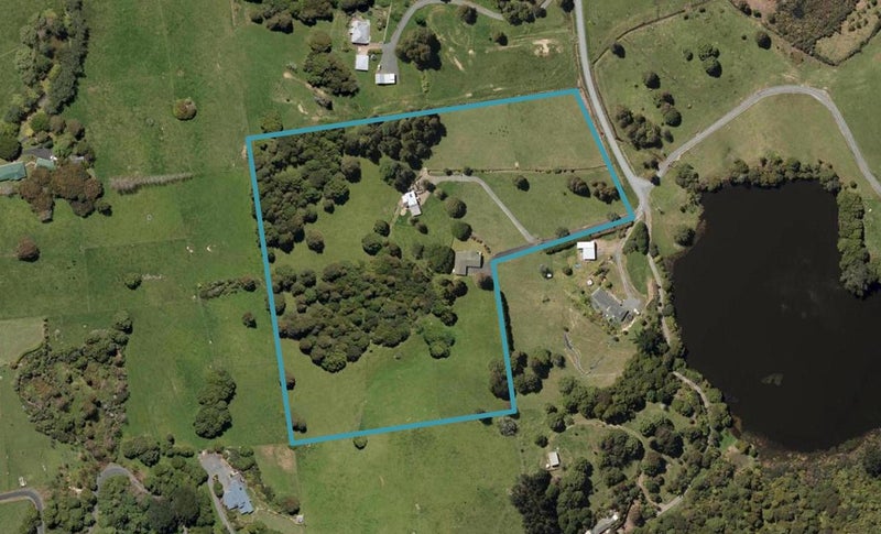 57 Lake Ora Road, Te Kamo, Whangārei - Carousel 1