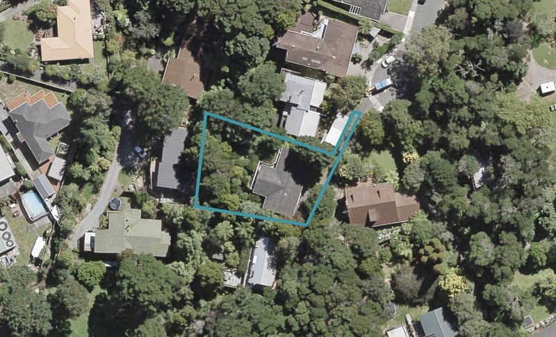 10 Freemans Way, Pinehaven, Upper Hutt - Carousel 1