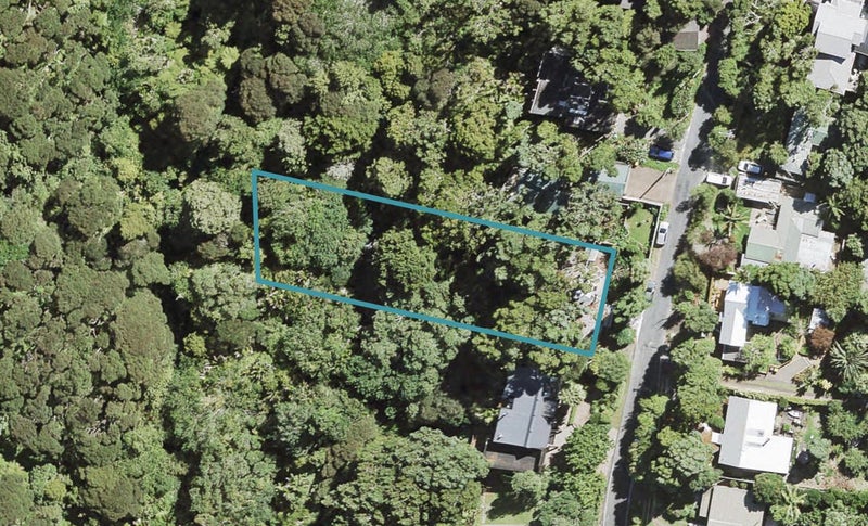 79 Kauri Point Road, Laingholm, Auckland - Carousel 1