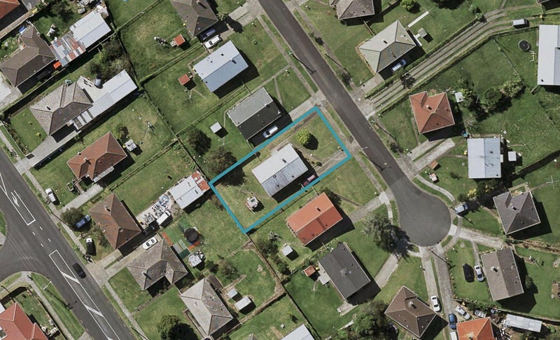 15 Wynton Place, Otara, Auckland - Carousel 1