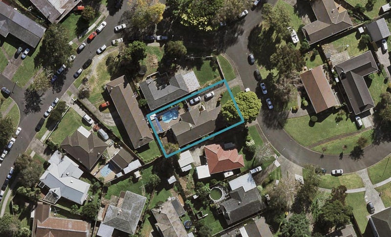 52 Windoma Circle, Manukau, Auckland - Carousel 1