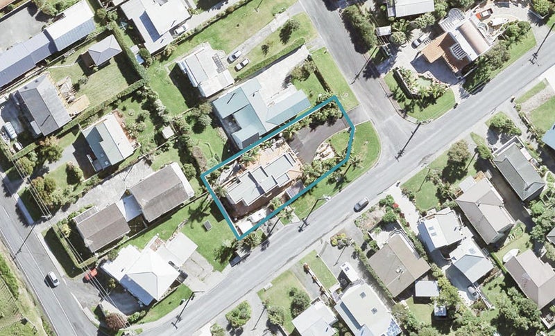 1 Mera Road, Algies Bay, Warkworth - Carousel 1