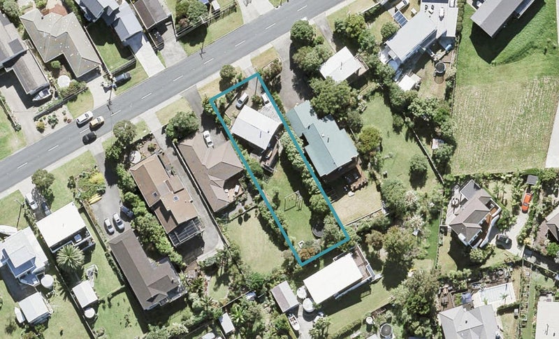 1449 Whangaparaoa Road, Army Bay, Whangaparaoa - Carousel 1