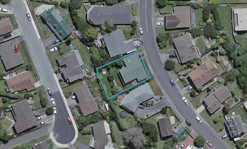 18 Dominica Crescent, Grenada Village, Wellington - Carousel 1
