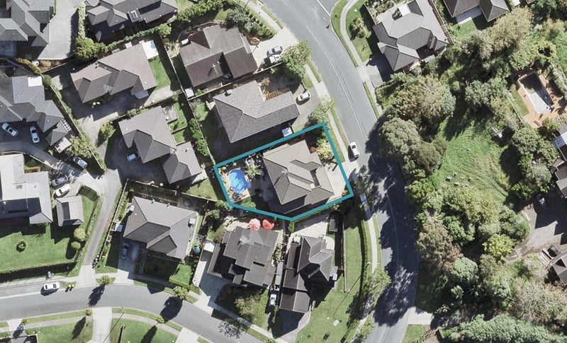 71 Fairview Avenue, Fairview Heights, Auckland - Carousel 1